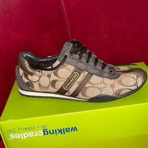 COACH WOMENS SNEAKERS(right side only) one sneaker